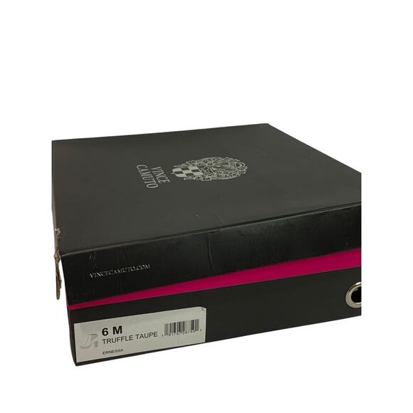 Size 6M Vince Camuto Womens Heeled Booties Truffle Taupe Suede Ernessa - Picture 13 of 13